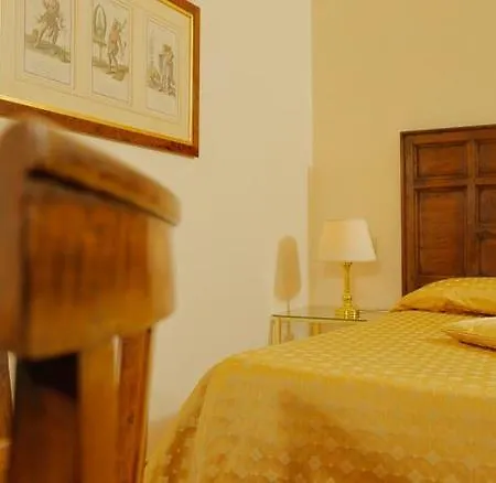 Casa Radda Hotel 4*